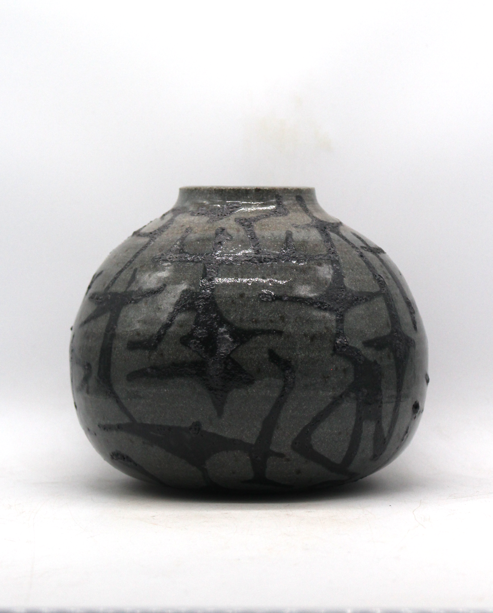 Gothic Script Vessel 01