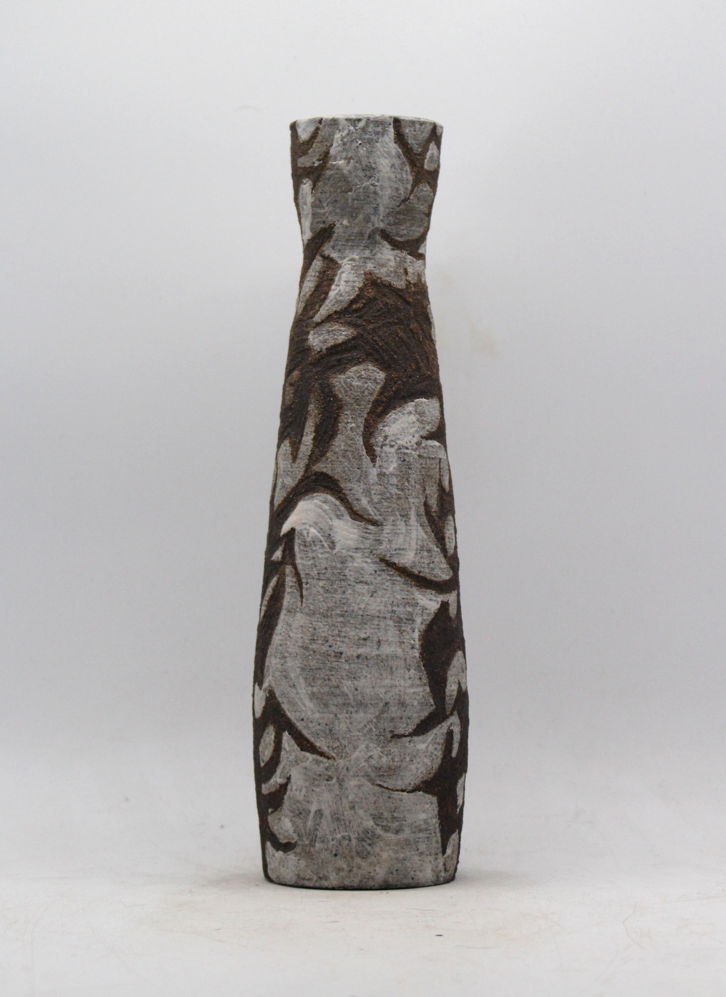 Gothic Script Vase 01